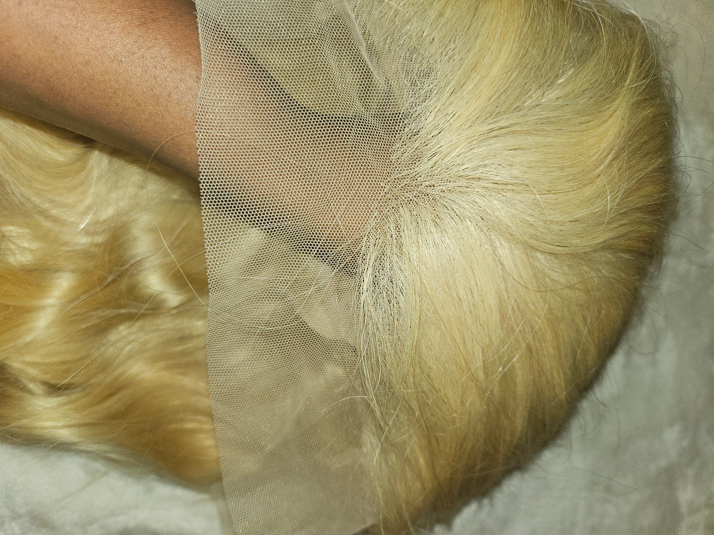 13x4 Blonde Body Wave Transparent Lace Front Wig